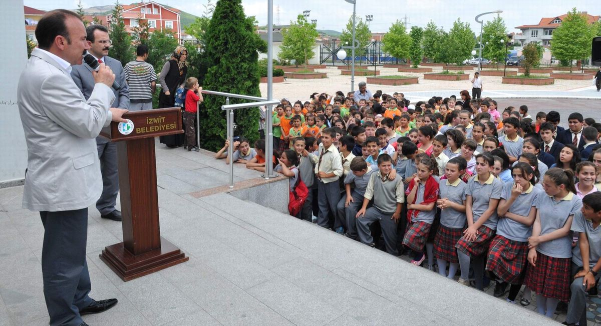 Alikahya Gençlik Merkezi Hizmete Girdi