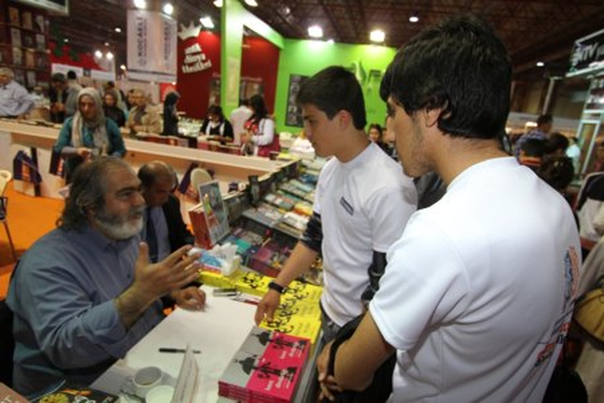 Altan "Dünya Daha Yaşanır Bir Yer Oluyor"