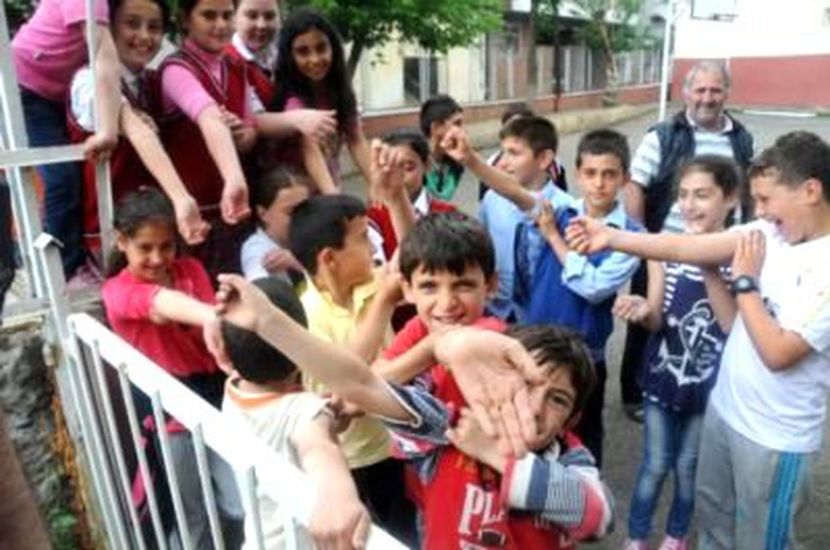 Artvin\'de Civa Zehirlenmesi