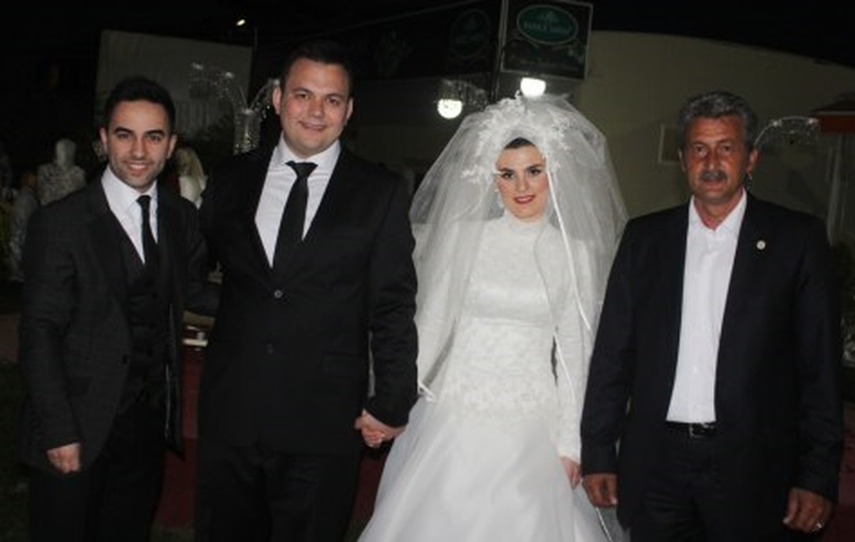 Ayten ile Cem; Dünya Evine Girdi