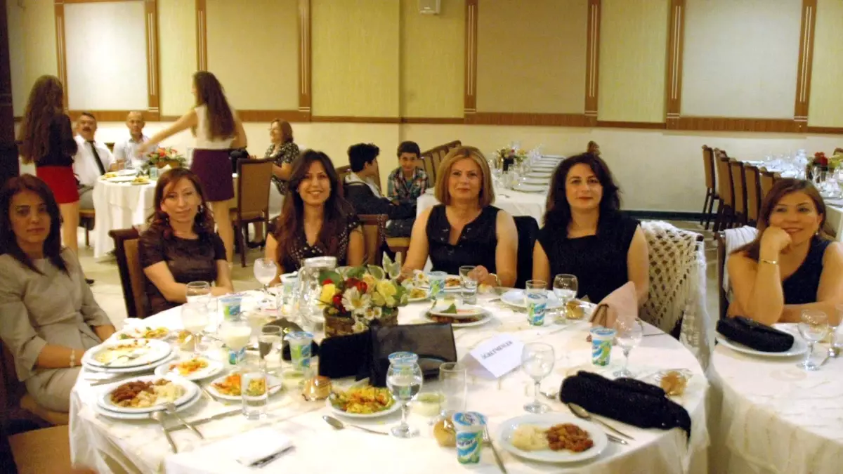 Balıkesir İnebey Anadolu Lisesi Dayanışma Gecesi Düzenledi