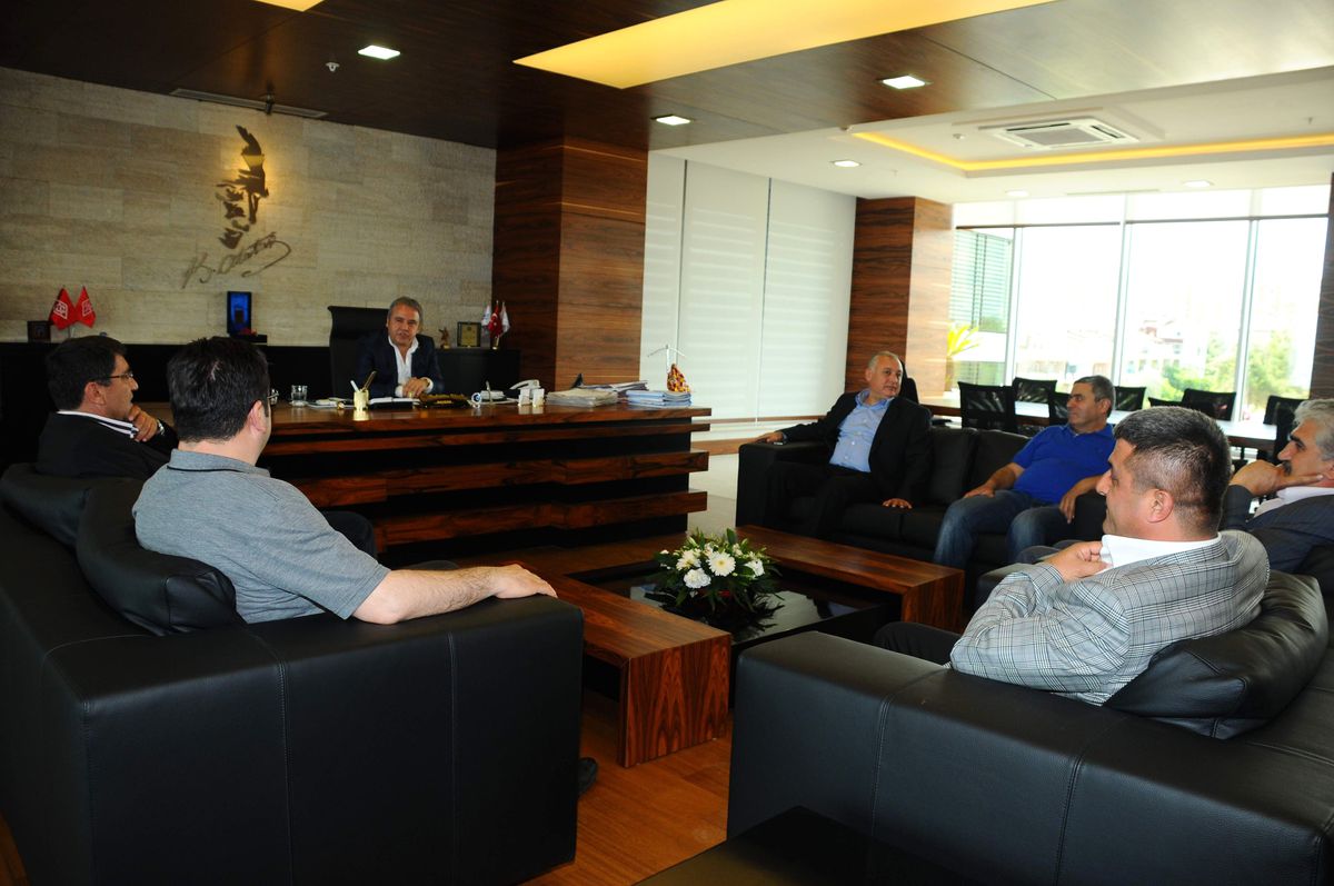 Başkanlardan Böcek'e Hayırlı Olsun Ziyareti