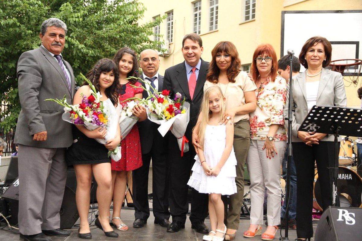 Bir Asırdır Buluşuyorlar