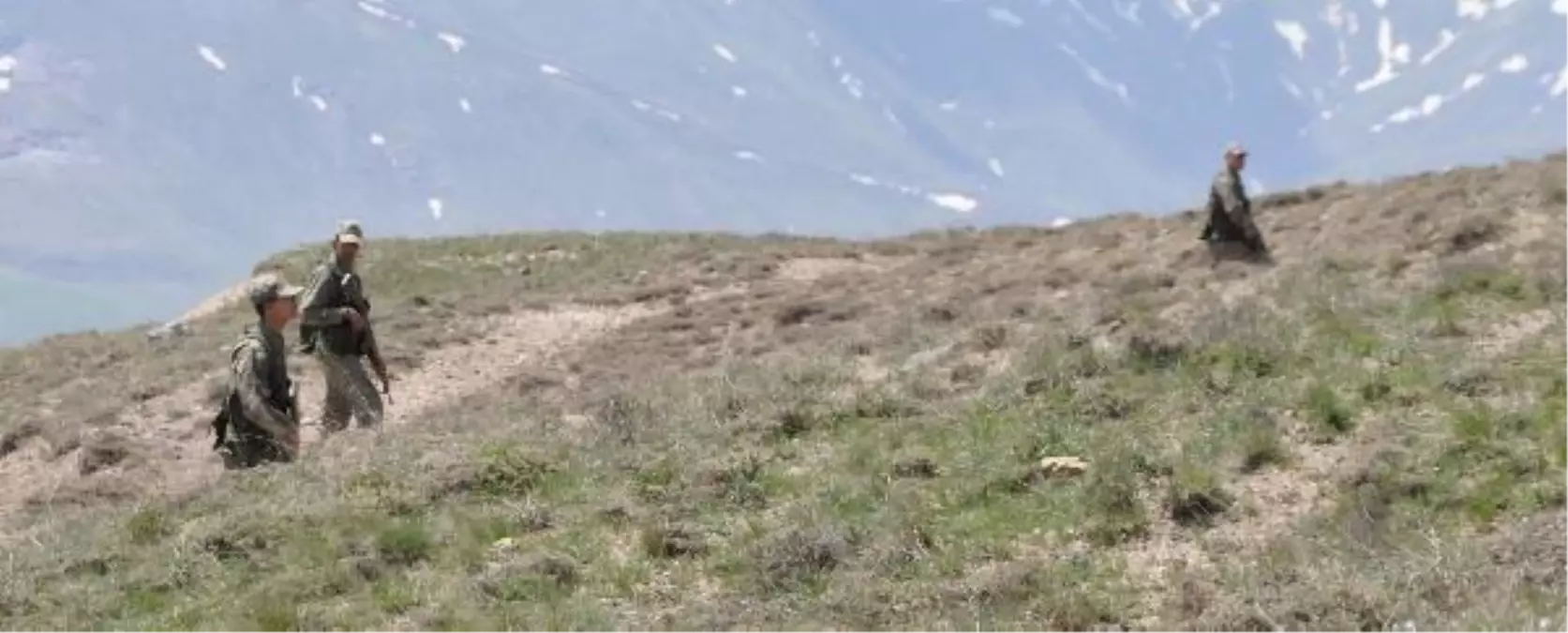 Bitlis'te PKK'nın Kaçırdığı 5 Korucu ve Muhtar İçin Operasyonlar Sürüyor