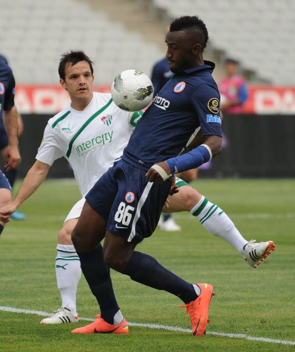 Bursaspor\'da 15 Golcü Oyuncu