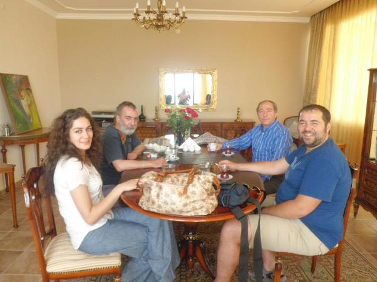 Demirer Çiftinin Urla Keyfi