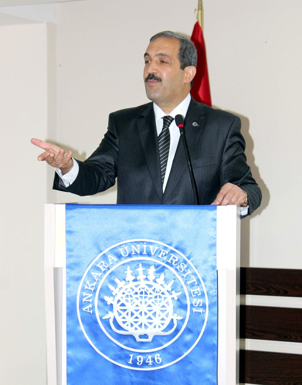 Doğan Ürgüp Seminer Verdi