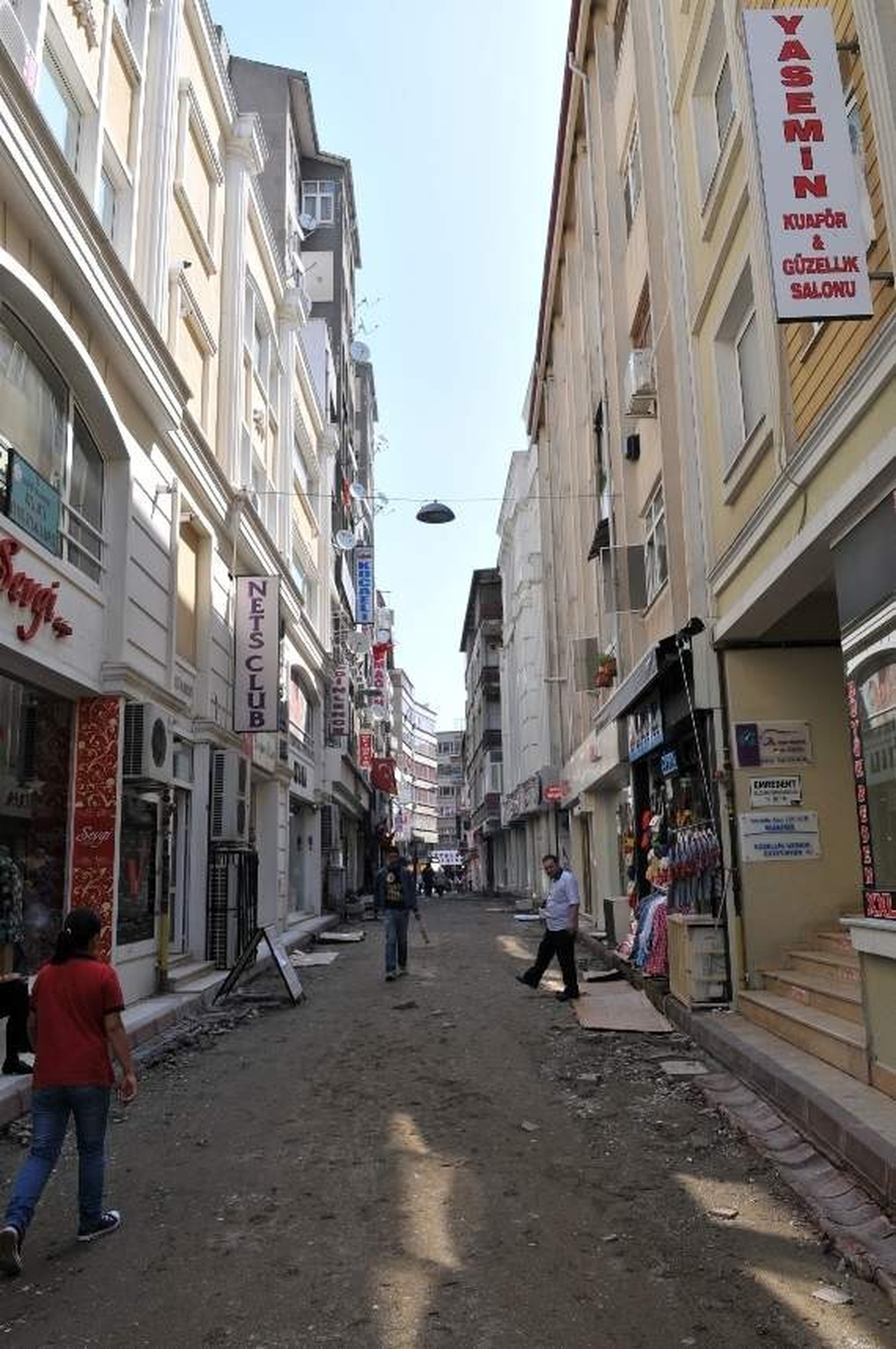 Feridun Özbay Caddesi Yenileniyor