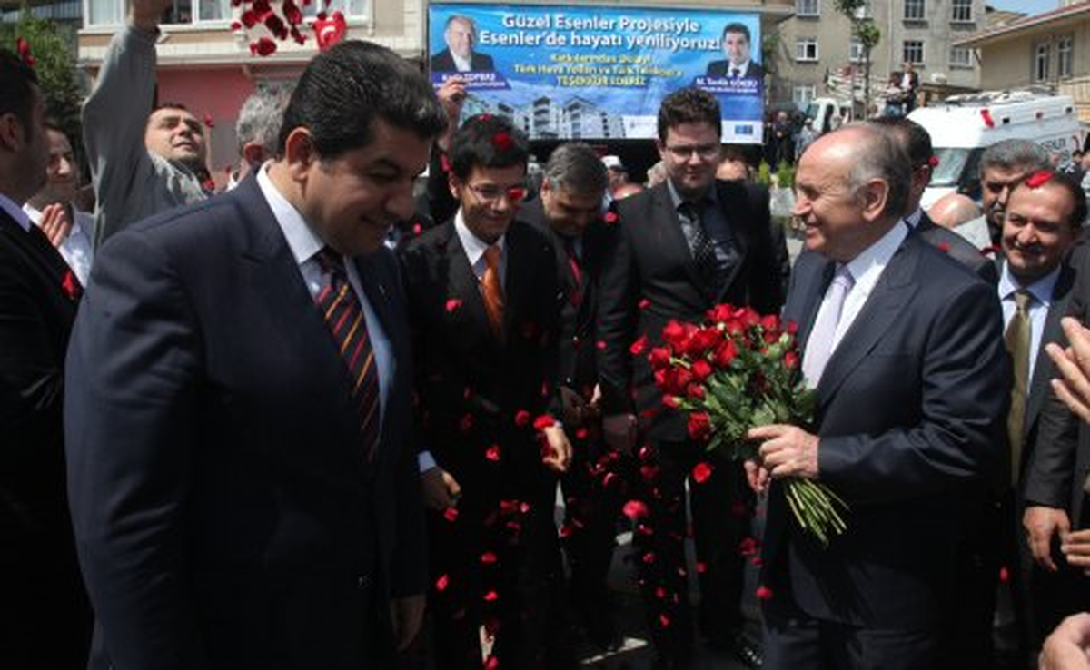 "Güzal Esenler"İ Topbaş Tanıttı