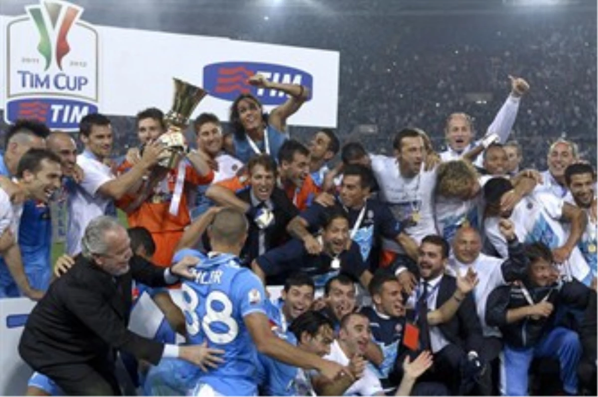 İtalya Kupası Napoli\'nin