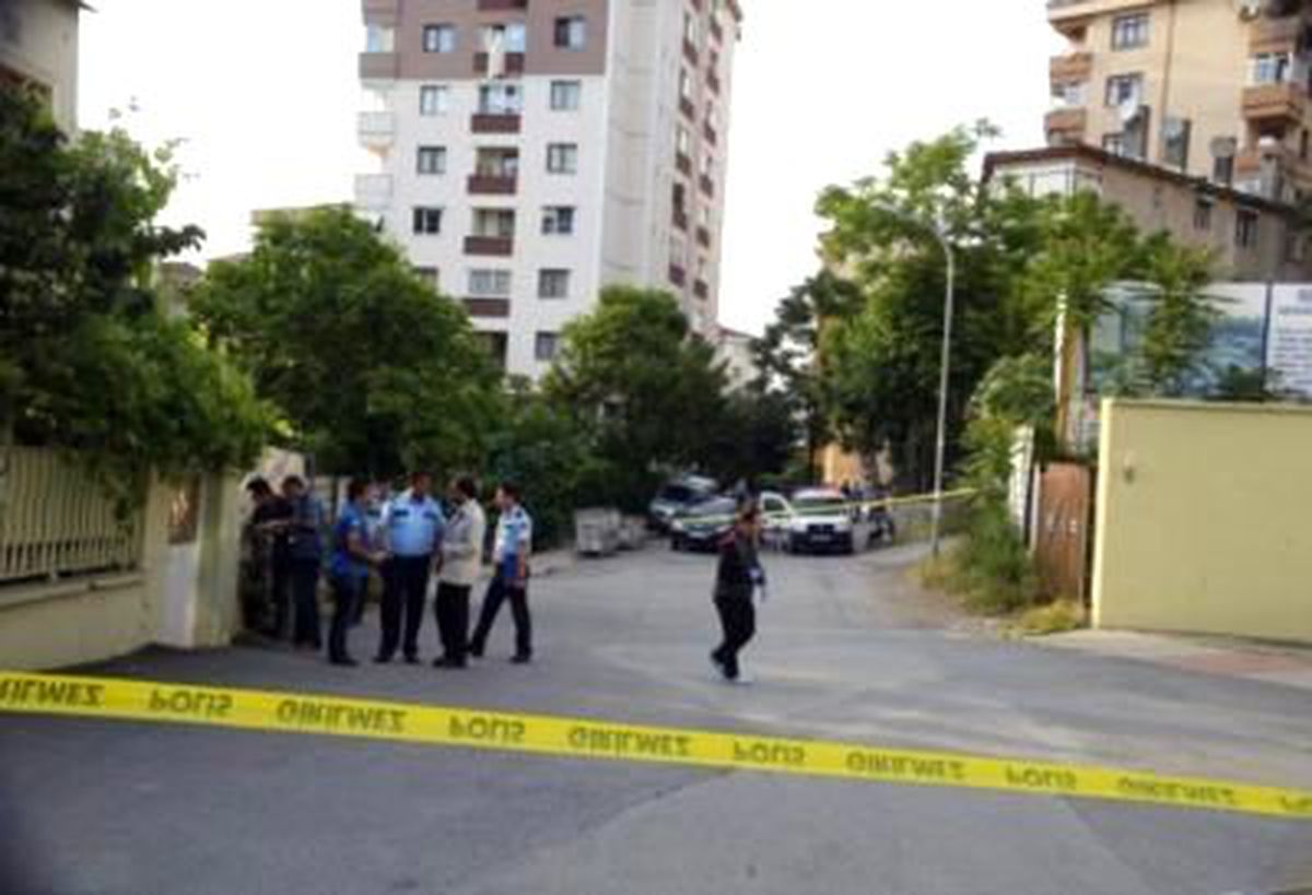 Kadıköy\'de Silahlı Saldırı: 1 Yaralı