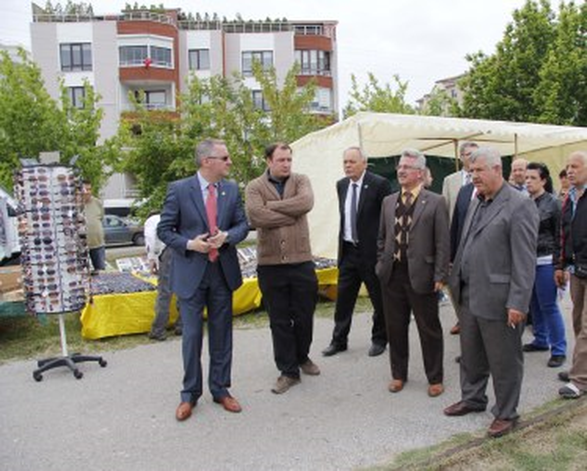 Kakava Festivali, Standlar Açıldı