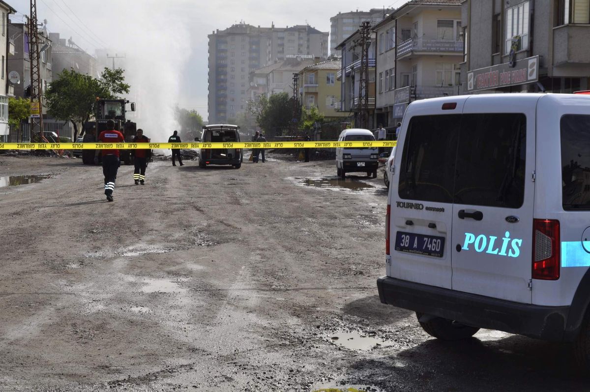 Kayseri\'de Doğalgaz Borusu Patladı