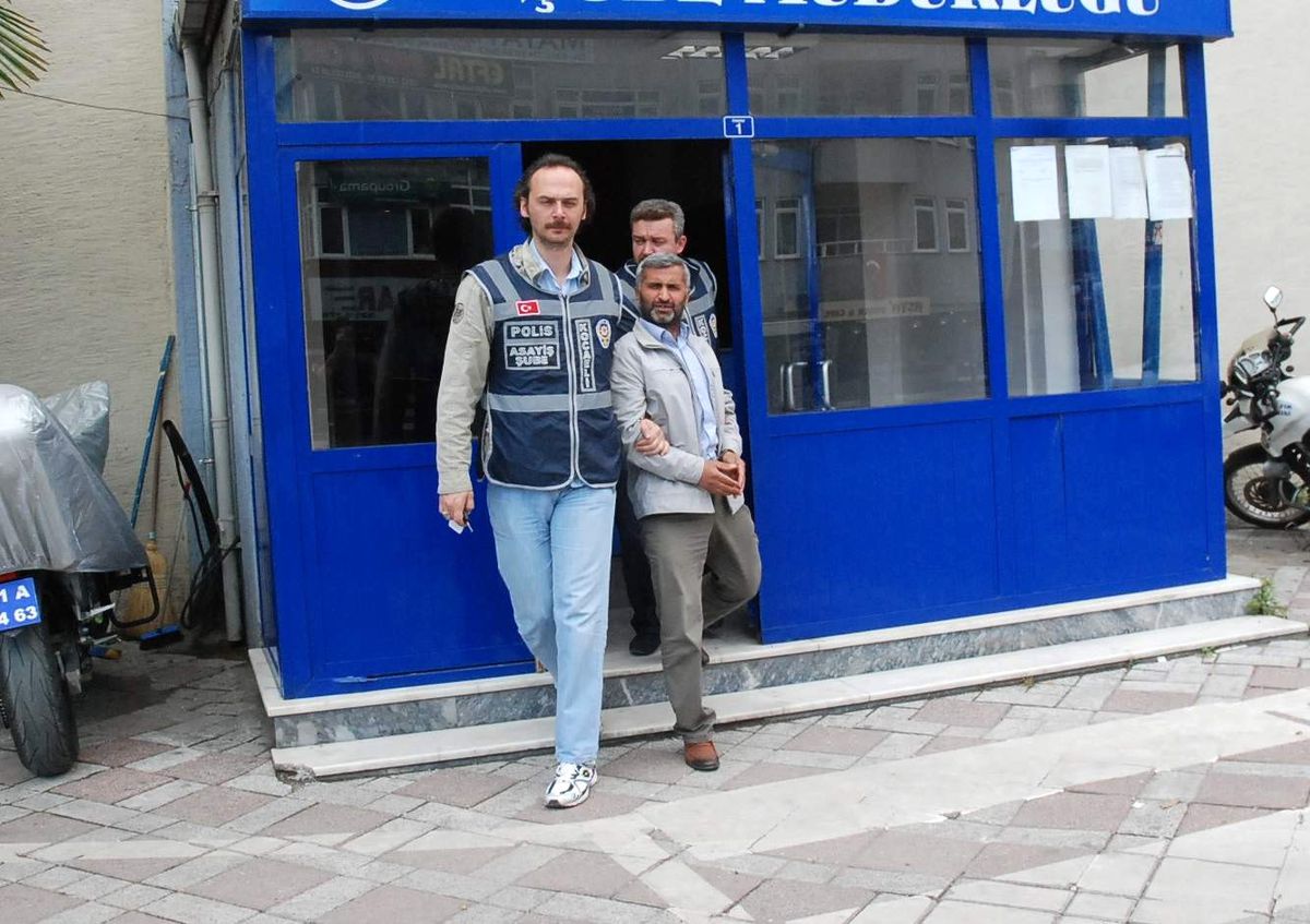 Koyun Kırkma Makasıyla Ağabeyini Öldürdü
