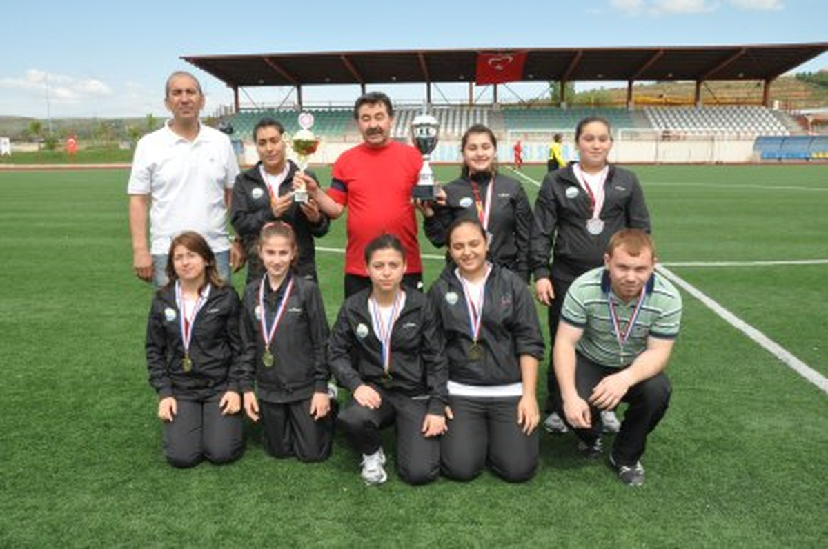 Kupalar Başkan Odabaşı\'na