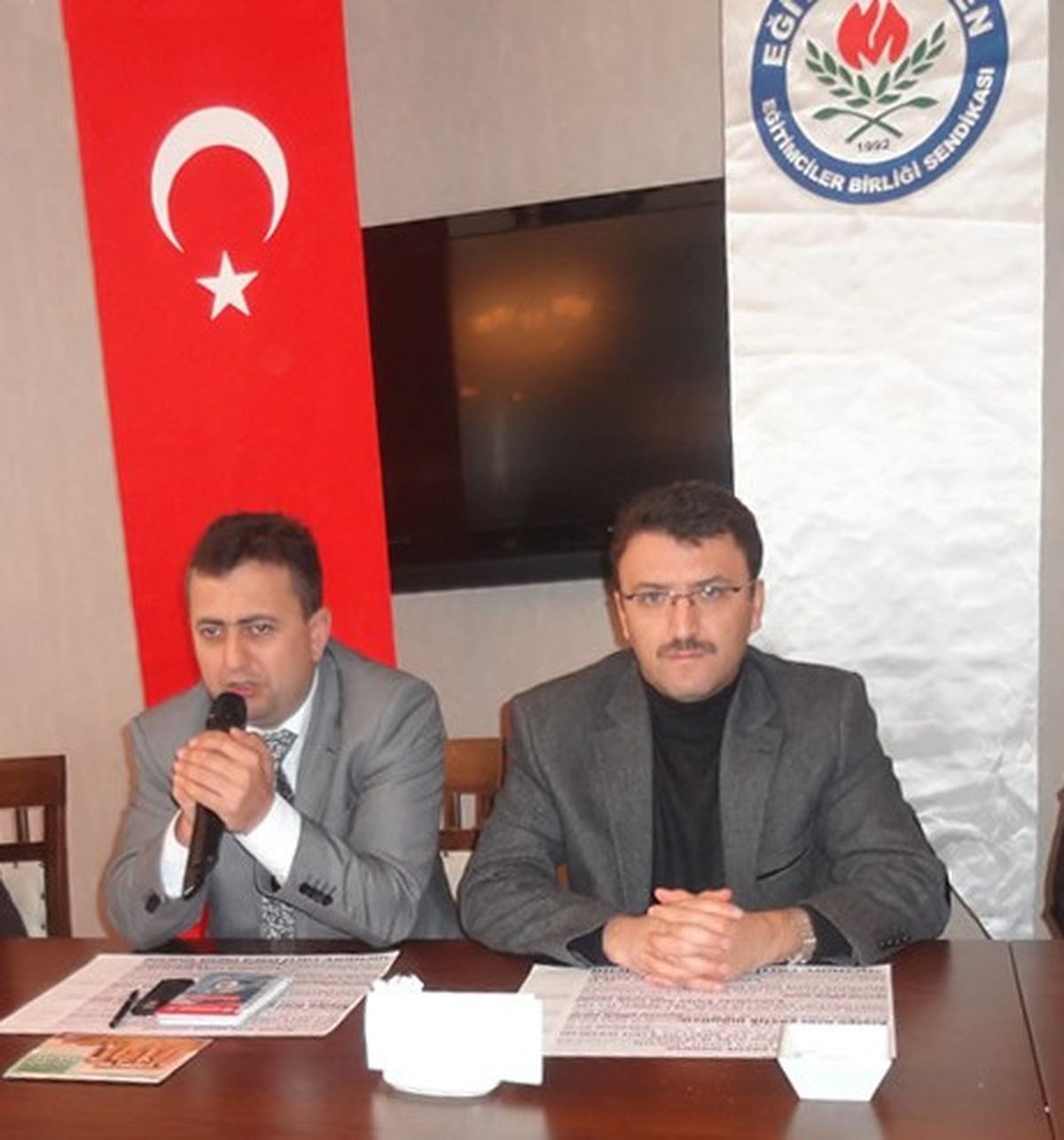 Kütahya'da Bir Öğrenciye Başörtülü Olduğu Gerekçesiyle Ödülünün Verilmemesi