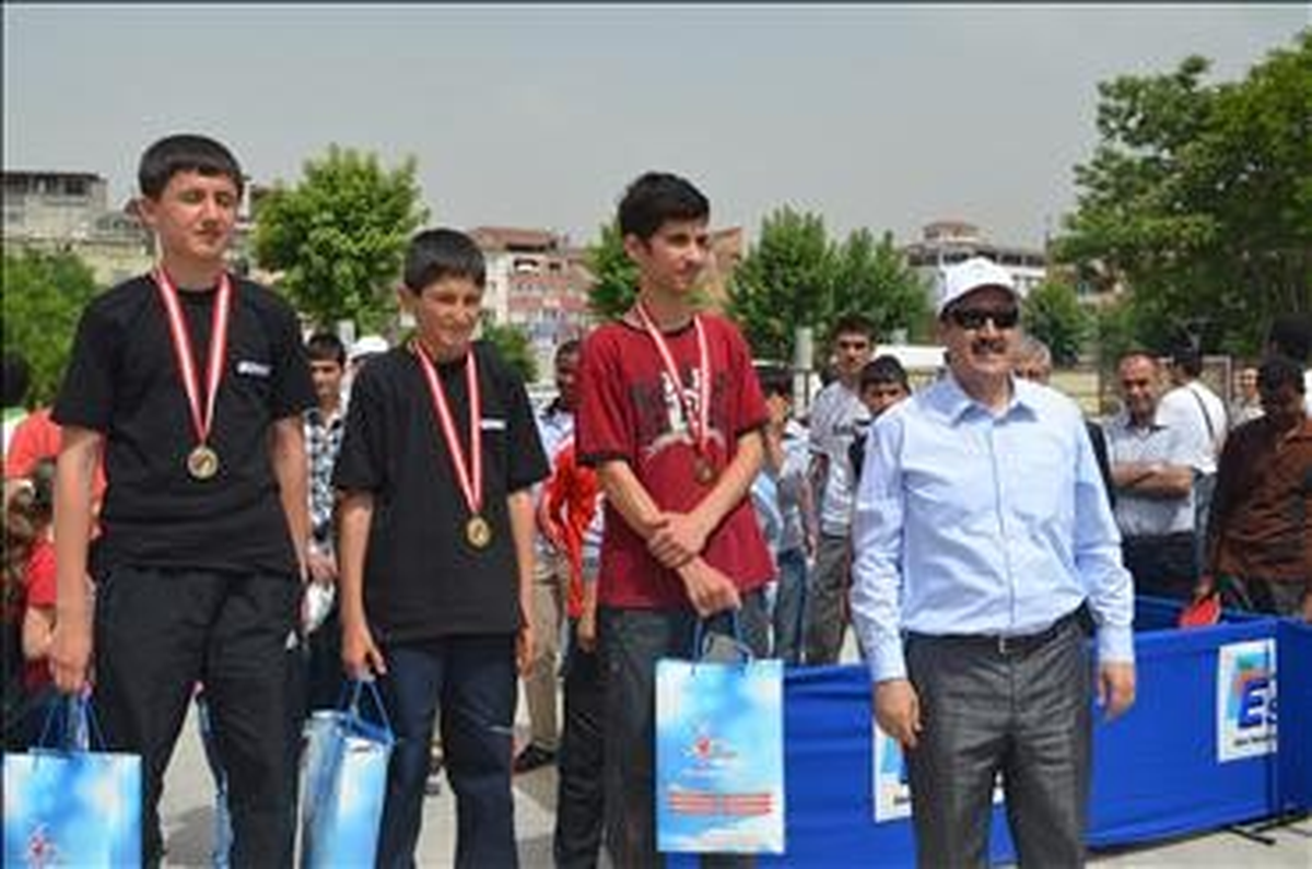 Malatya\'da Masa Tenisi Turnuvası Düzenlendi