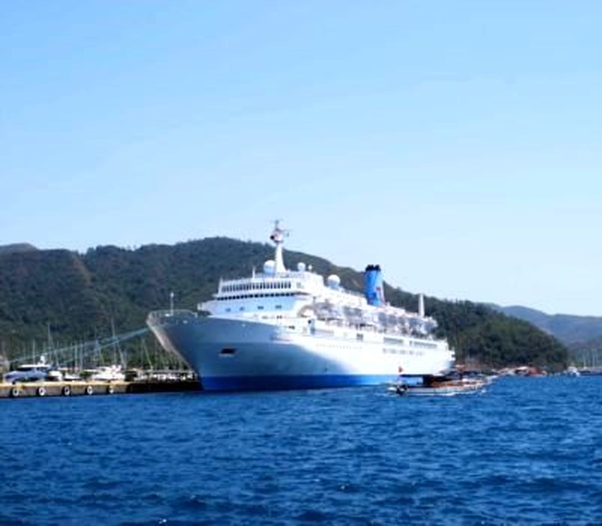 Malta Bayraklı 'Thomson' Yolcu Gemisi Marmaris'te