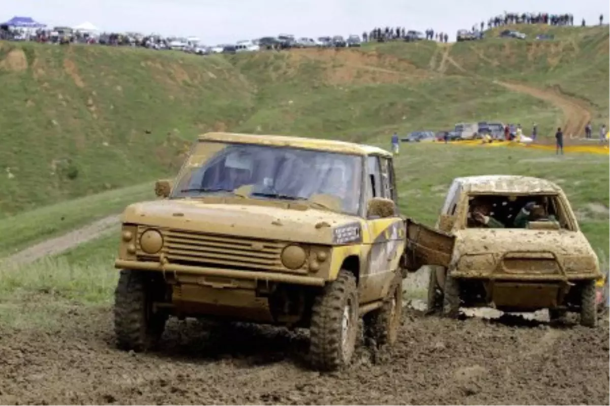 OFF-ROAD'ta Yağmurlu Start