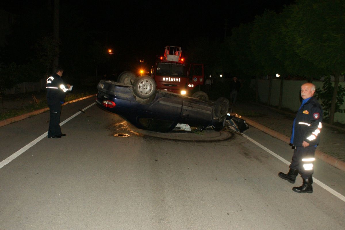 Sakarya\'da Trafik Kazası: 2 Yaralı