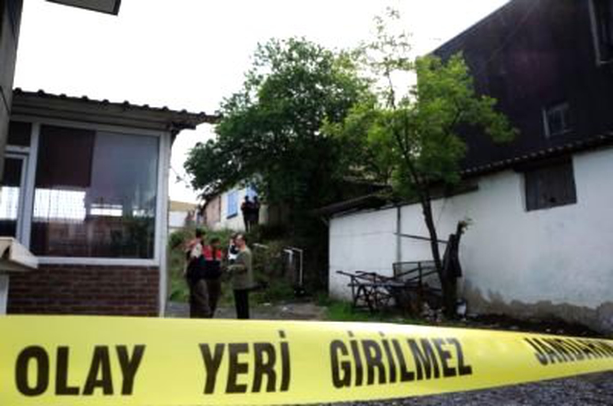 Sultangazi'de Yabancı Uyruklu 2 Kişi Öldü