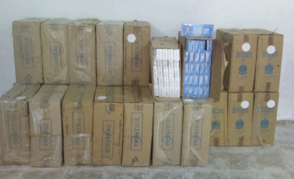 Tarsus\'ta Kaçak Sigara Operasyonu