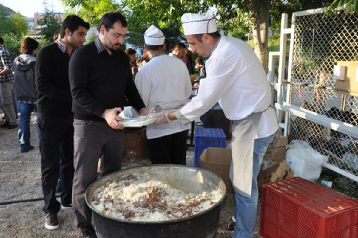 9. Mezuniyet, Pilav ve Helva Şenliği