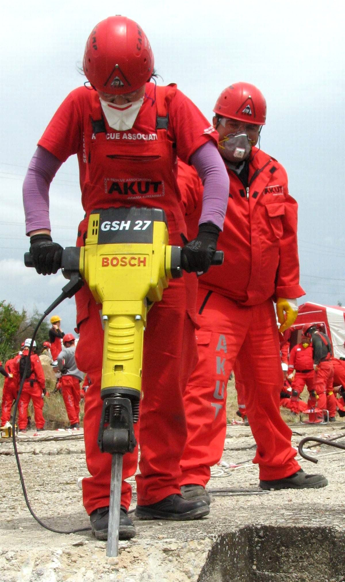 Akut Bozüyük Ekibi Pamukkale'de Deprem Eğitimi Aldı