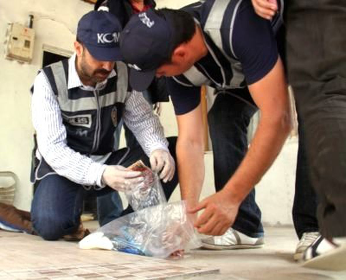 Antalya'da Uyuşturucu Operasyonu