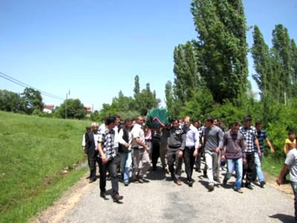 Baldıran Otundan Zehirlenen 8 Yaşındaki Çocuk Hayatını Kaybetti