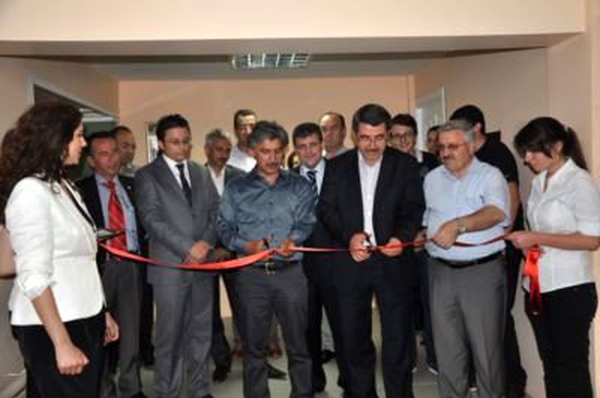Biga Anadolu Lisesi'nden Fotoğraf Sergisi