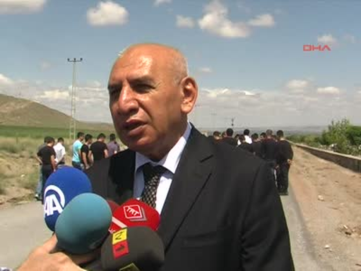 Çevik Kuvvet Tatbikatta Biber Gazından Etkilendi