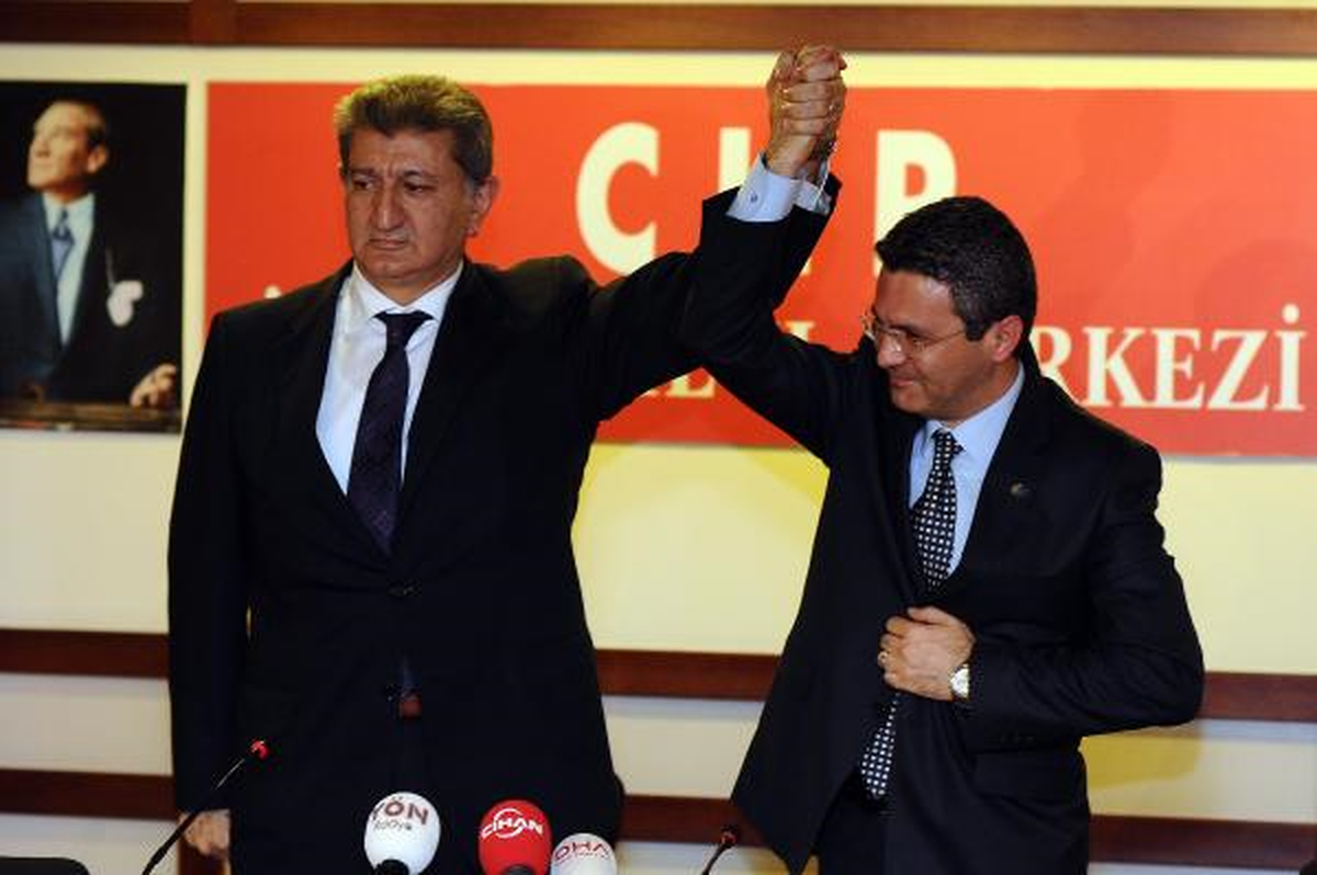 CHP İstanbul\'da Başkanlık Yarışı