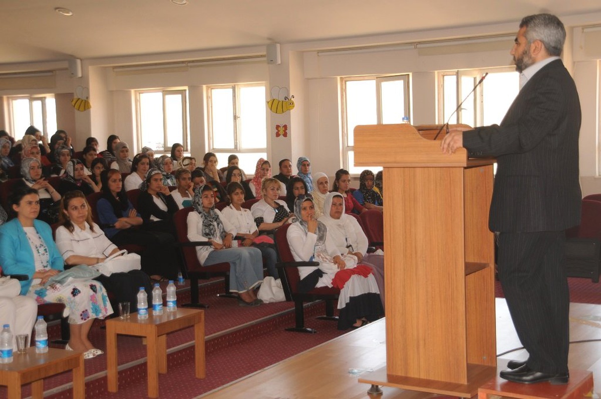 Cizre'de 'Peygamber Efendimizin Güzel Ahlakı' Semineri Düzenlendi