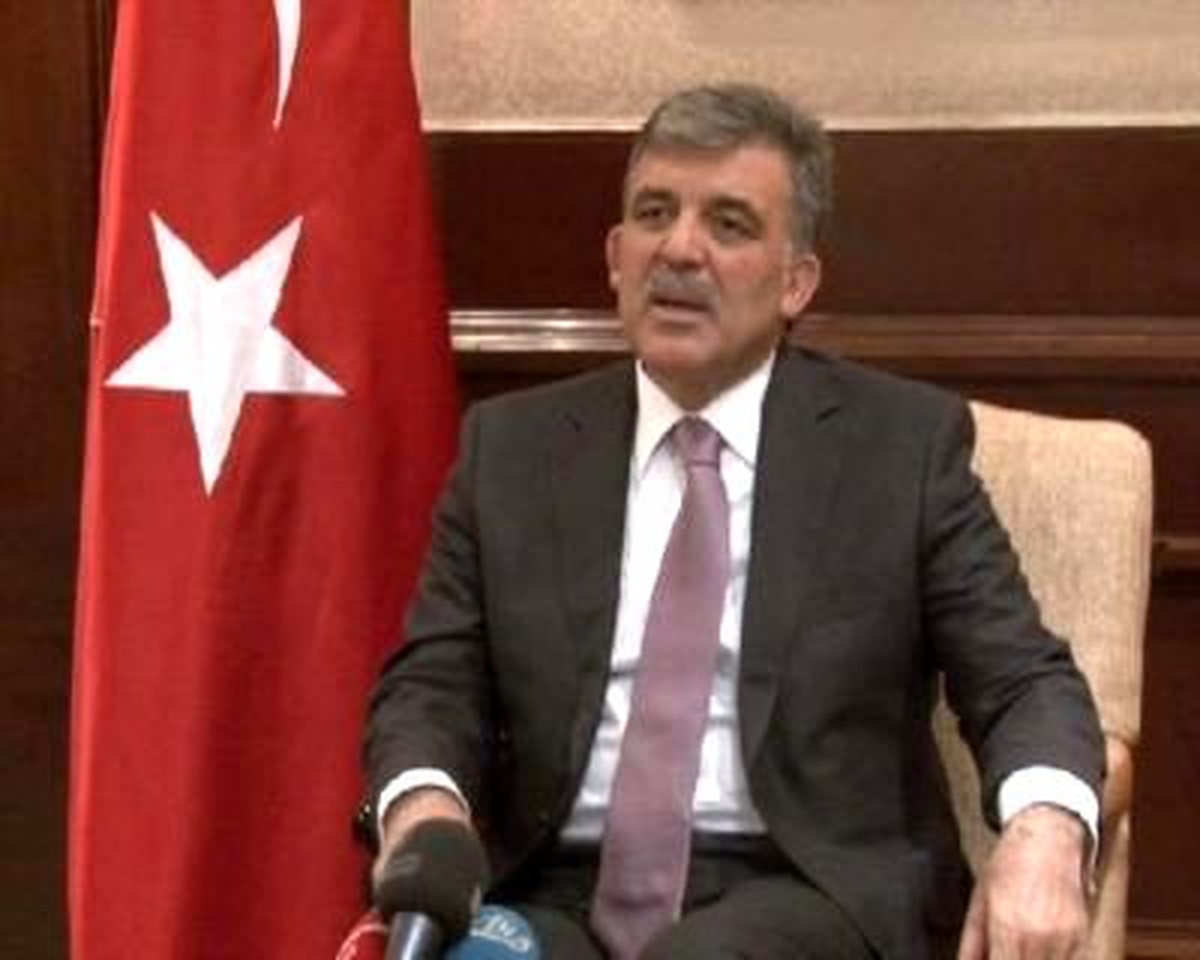 Cumhurbaşkanı Gül, NATO Zirvesi Sonrasında Türk Basınına Açıklamalarda Bulundu