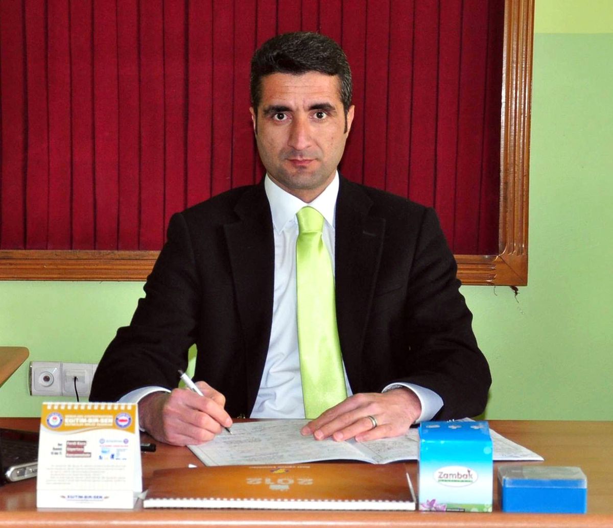 Eğitim Bir-Sen Siverek İlçe Temsilcisi Aslanparçası: "Teklif Edilen Miktar Gülünç"