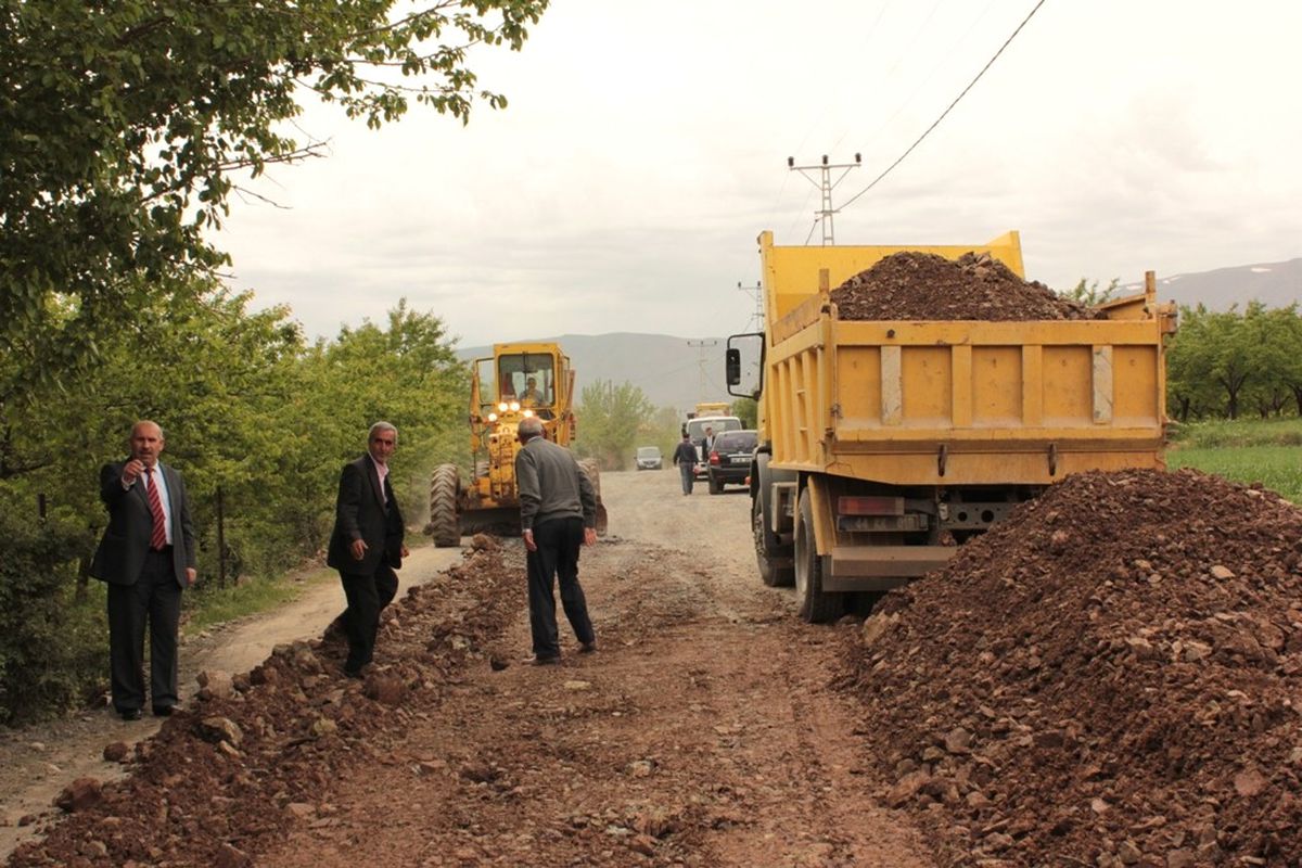 Fırıncı Köy Yolu Asfaltlanmaya Hazır Hale Getirildi