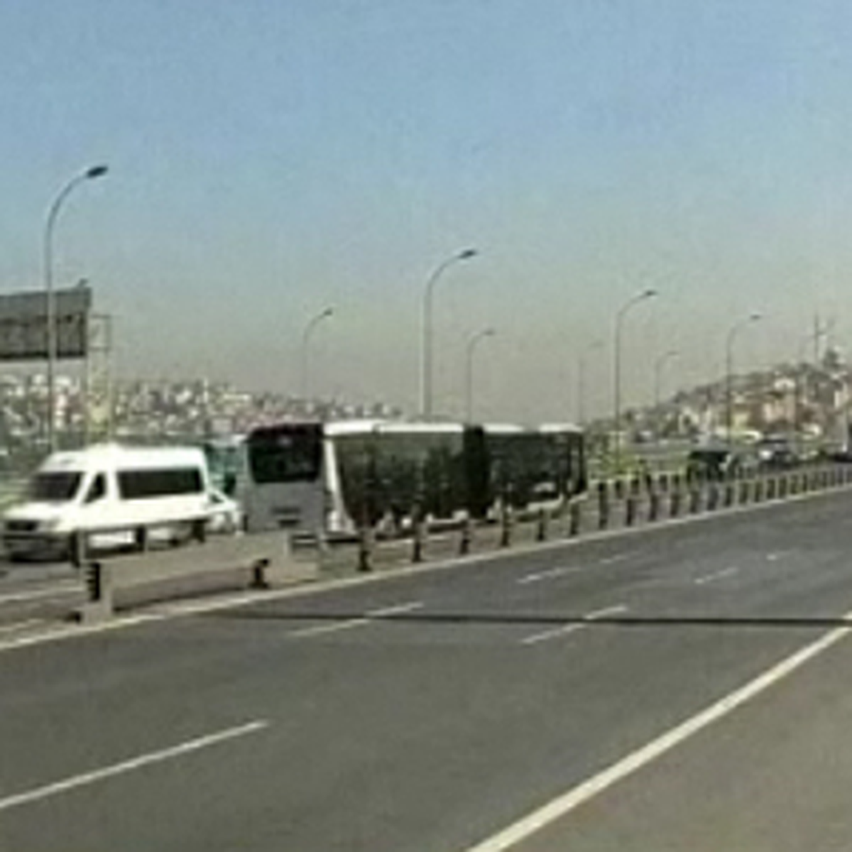 Yol Ayrıldı! Haliç Köprüsü Kapatıldı