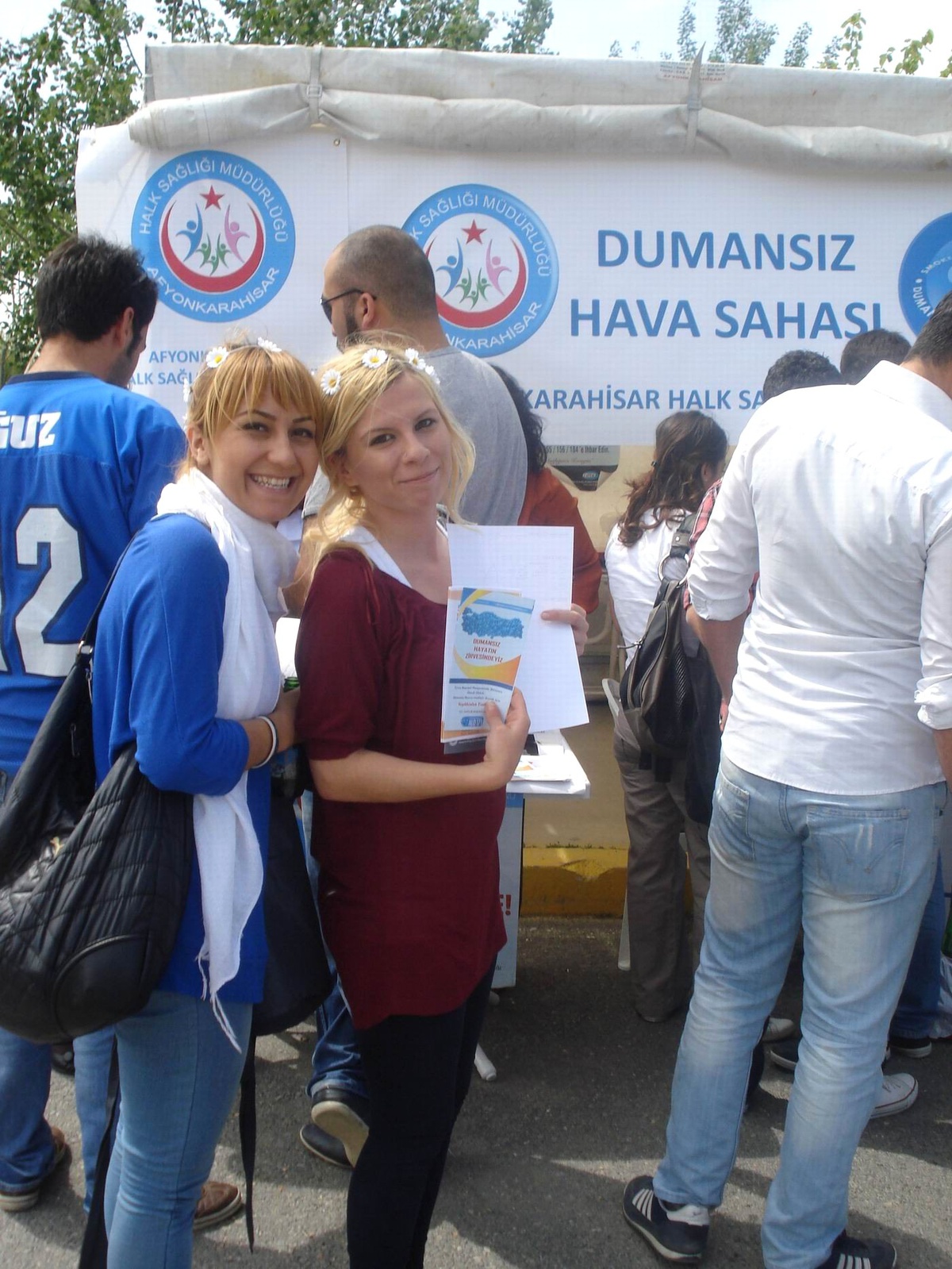 İl Tütün Kurulu Üyeleri Dumansız Hava Sahası Standını Ziyaret Etti.