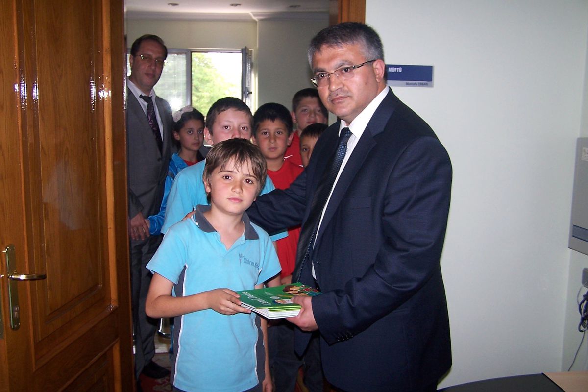 İlköğretim Öğrencilerinden Müftü Erkan'a Ziyaret