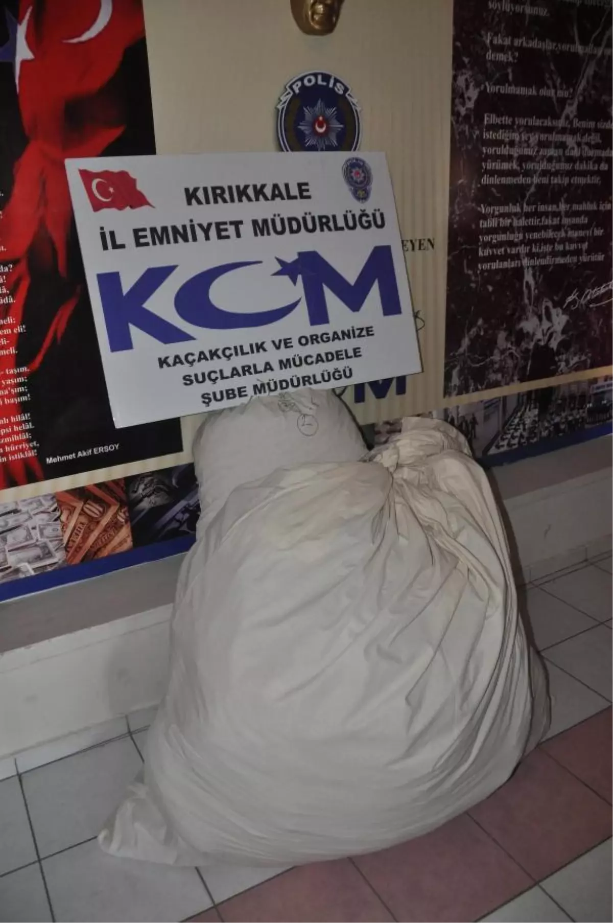 Kargo Kamyonlarında 75 Kilo Esrar