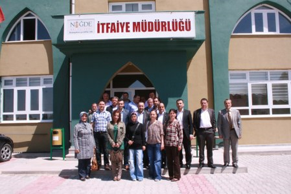 Merkez İlçe Yönetimi Belediye Çalışmalarını Gezdi