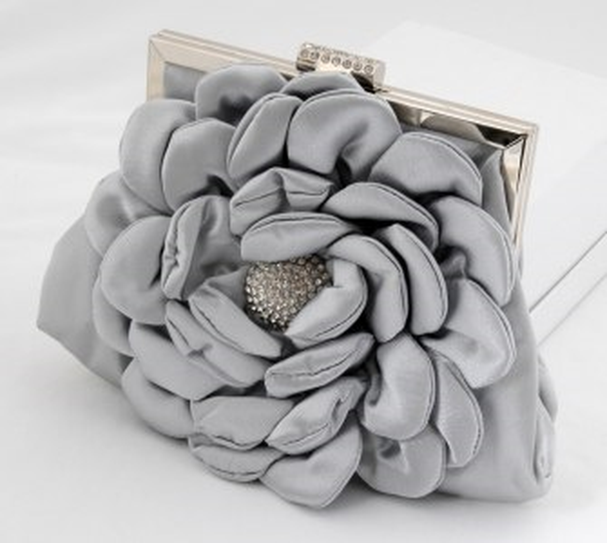 Next Accessory Özel Günlerde de Yanınızda