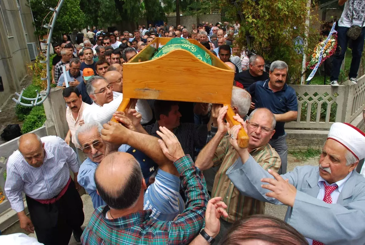 Reisoğlu Son Yolculuğuna Uğurlandı