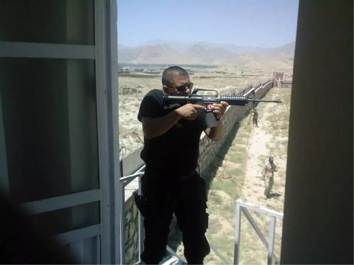 Şehit Özel Harekatçı Babaya Kundakta Veda (3)