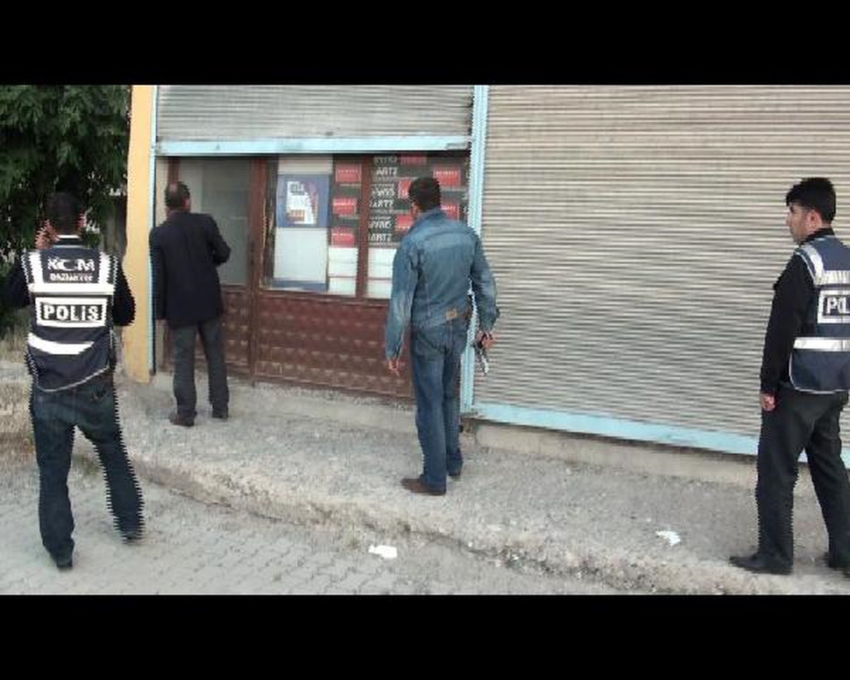 Sınırda Kaçakçı Operasyonu: 7\'si Asker, 1\'i Polis, 58 Gözaltı