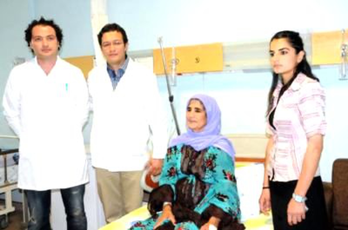Şırnak\'ta İlk Kez Yapılan Ameliyatla, Safra Kesesi Göbek Deliğinden Çıkarıldı