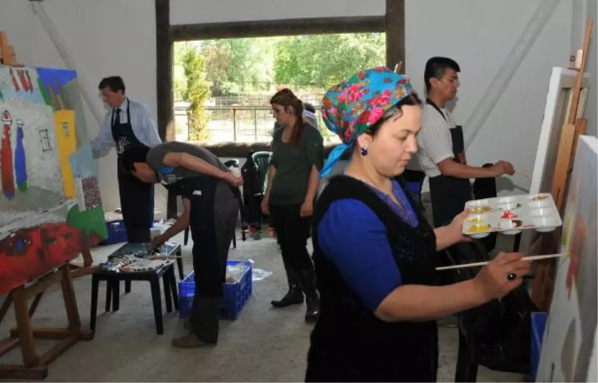 Türk Dünyasından Ressamlar, Sapanca Doğapark\'ta Buluştu