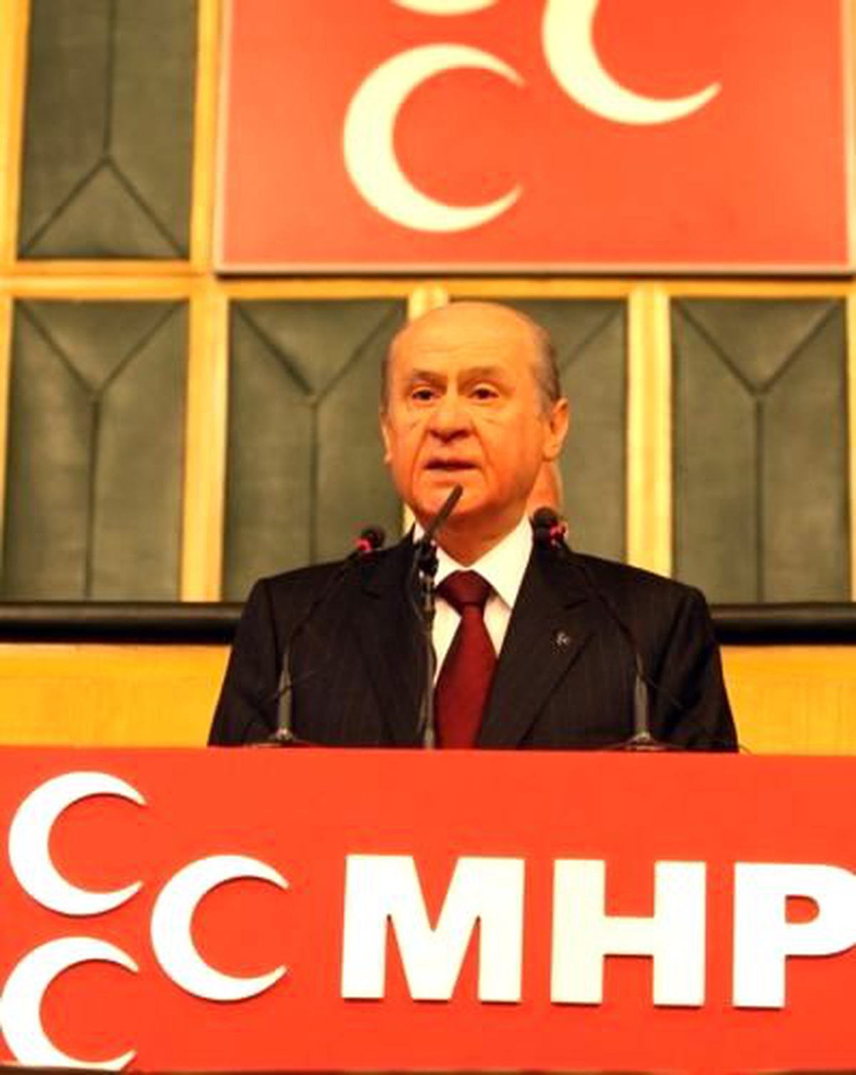 Bahçeli: Başbakan, Yolsuzluk Biberonundan Kesinti Yaparsa Memur Zammı İçin Kaynak Bulabilir