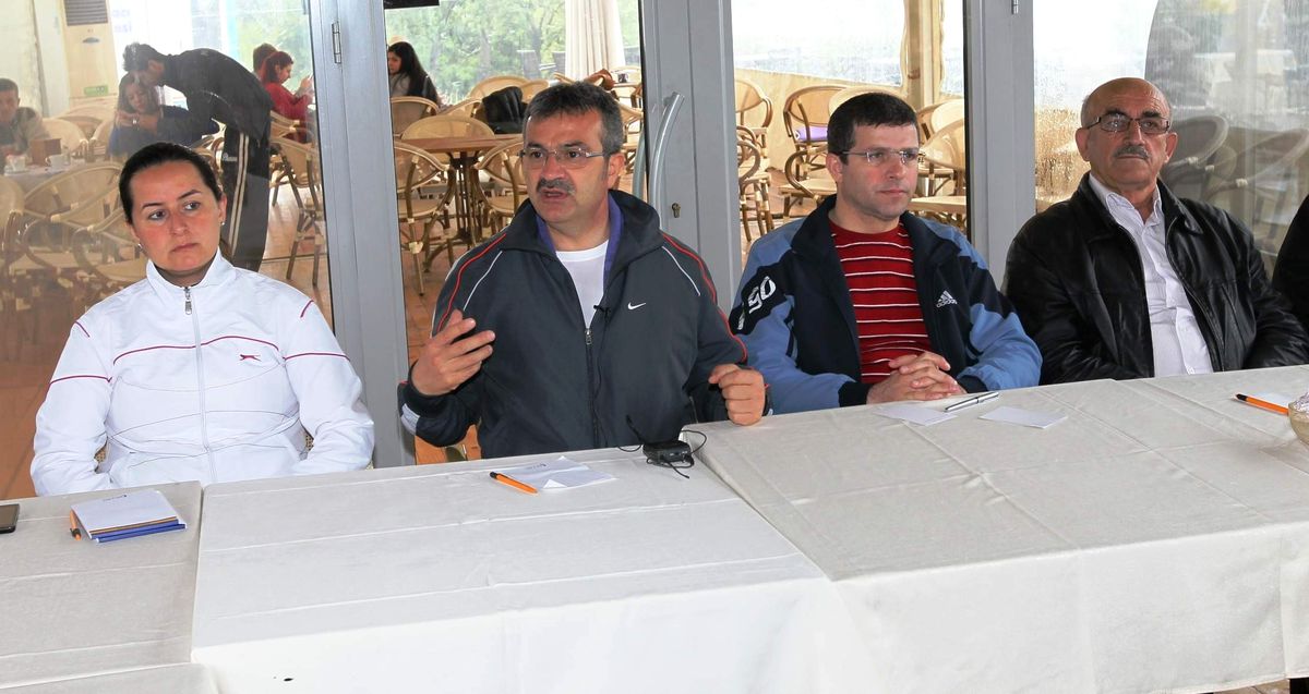 Başkan Köşker Esnafla Bir Araya Geldi